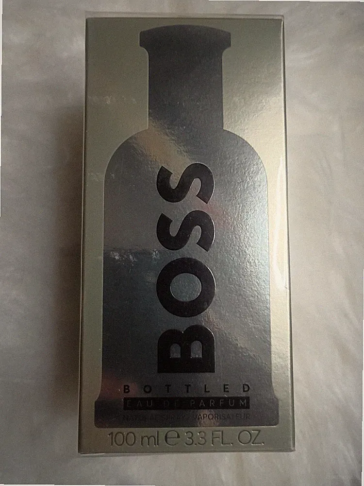 BOSS Bottled Eau de Parfum Natural Spray 3.3 fl oz Apple Bergamot Vetiver